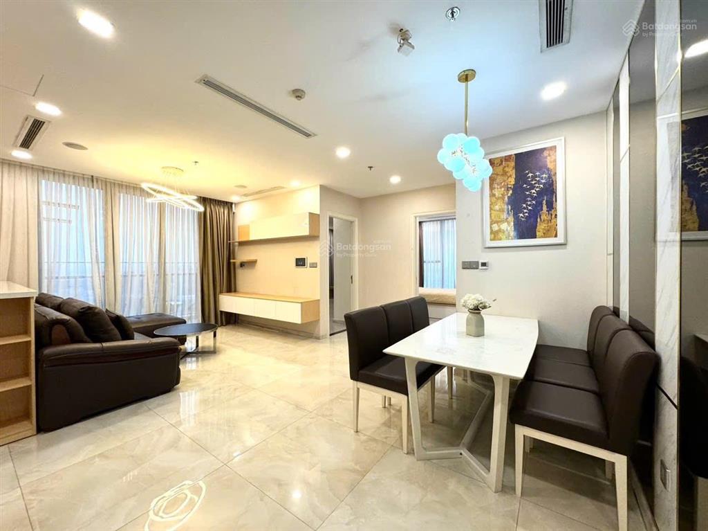 (giá tốt) vinhomes golden river  căn 4pn 160m2 giá chỉ 69 triệu/ tháng.  em linh 0906 322 ***