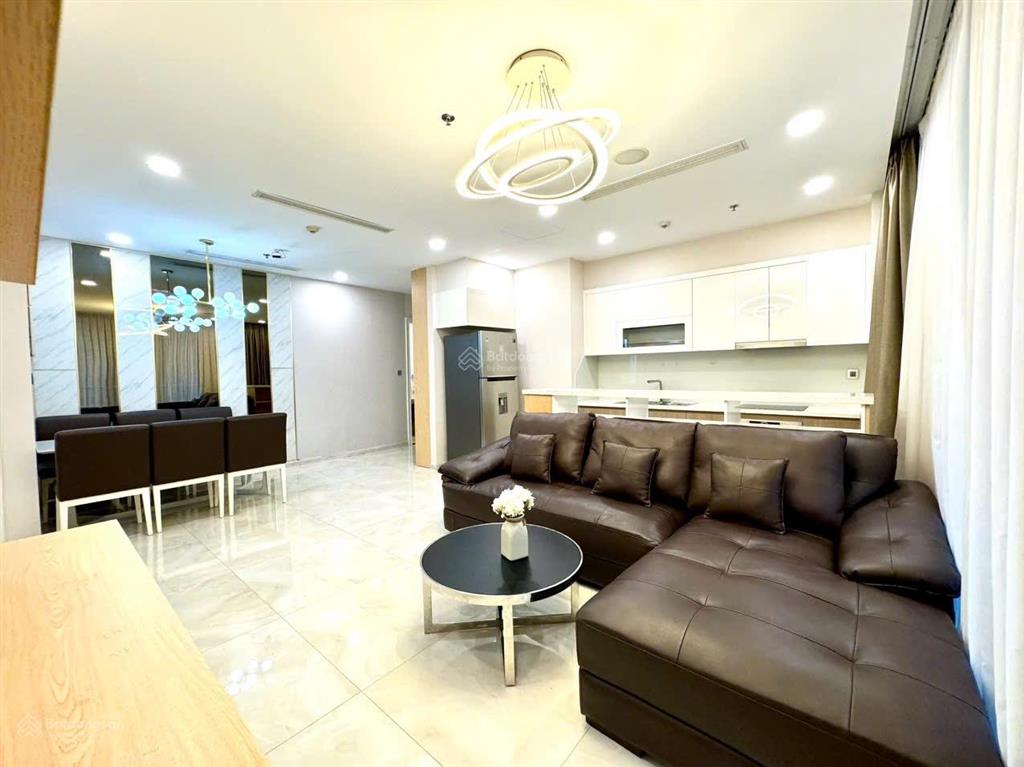 (giá tốt) vinhomes golden river  căn 4pn 160m2 giá chỉ 69 triệu/ tháng.  em linh 0906 322 ***