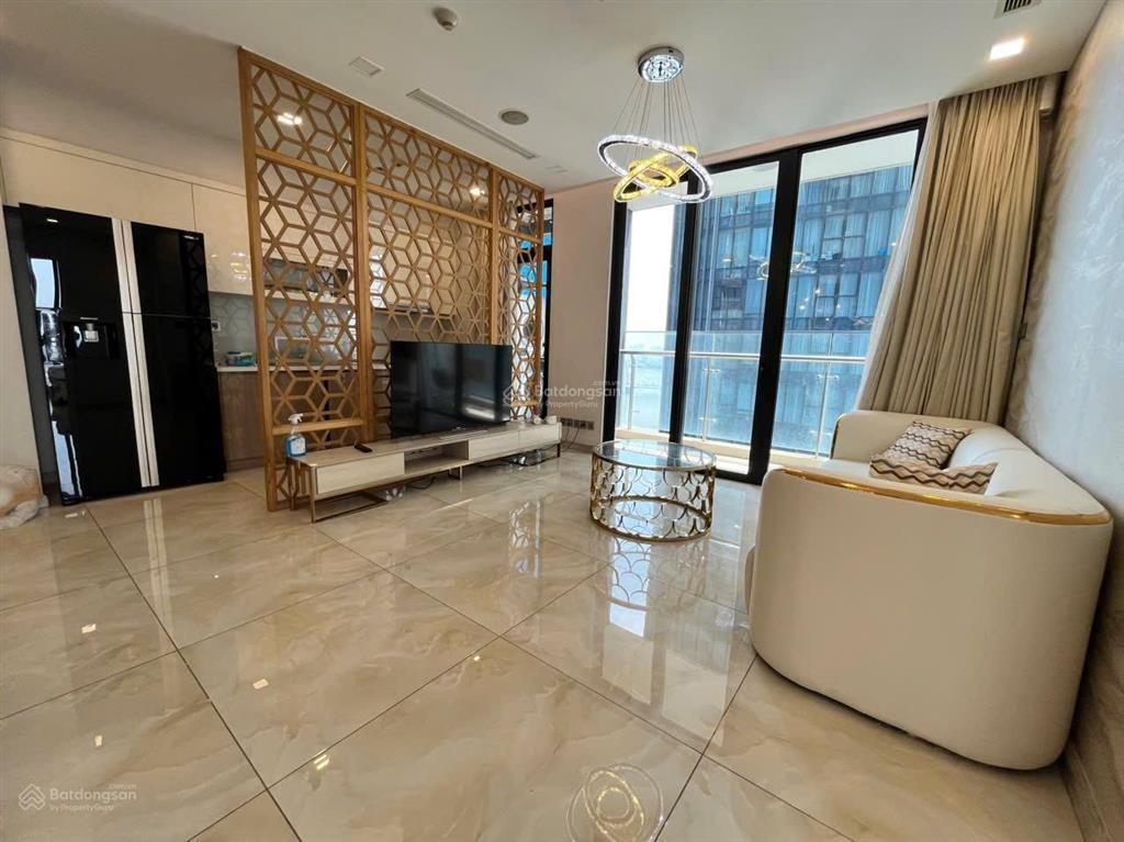 Cho thuê căn hộ chung cư 3pn, 100m2, 37 triệu vnd tại vinhomes golden river ba son, quận 1, tp. hcm