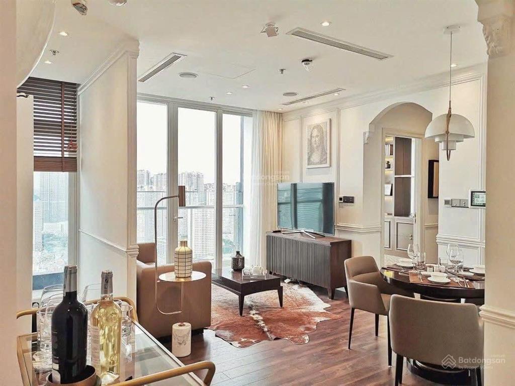 Cho thuê căn hộ nhà đẹp tại vinhomes golden river ba son