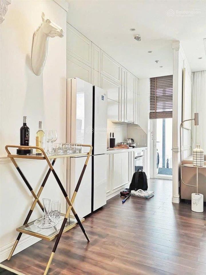 Cho thuê căn hộ nhà đẹp tại vinhomes golden river ba son