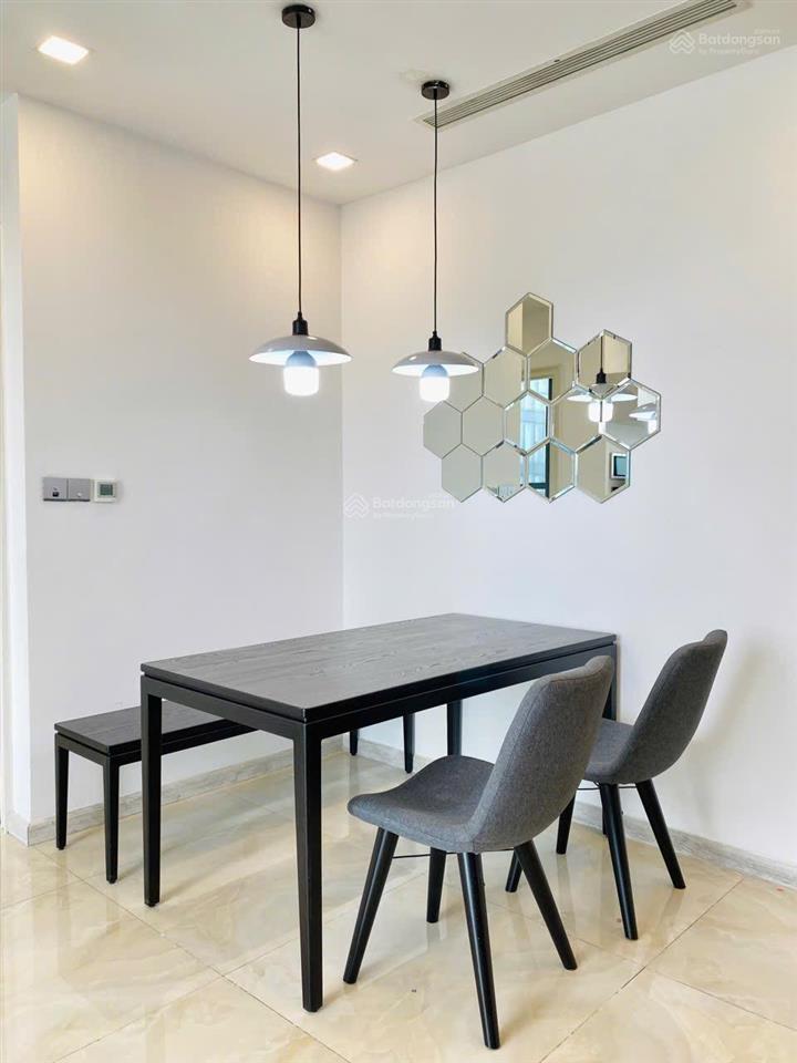 Hàng hiếm quận 1  giá đầu tư tốt nhất căn hộ 2pn 2wc 72m vinhomes golden river