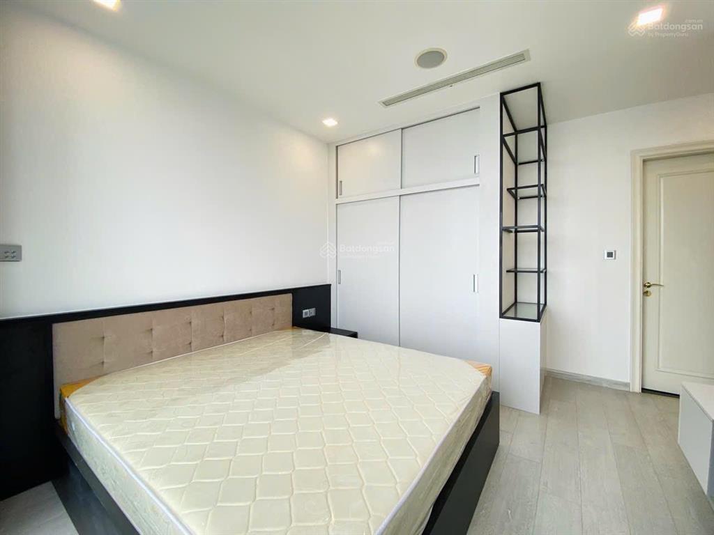 Hàng hiếm quận 1  giá đầu tư tốt nhất căn hộ 2pn 2wc 72m vinhomes golden river