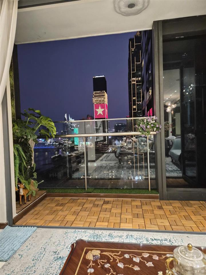 Bán gấp 2pn vinhomes golden river q1 | 79m view sông  bitexco | full nội thất | 26 tỷ all in