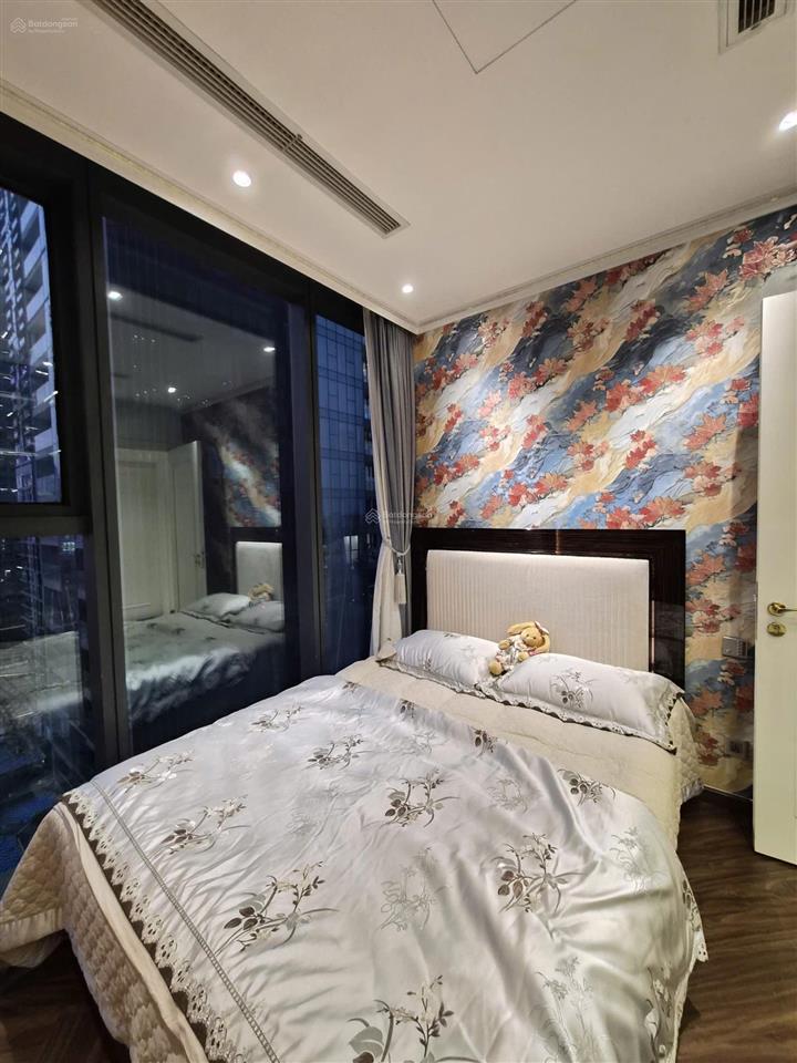 Bán gấp 2pn vinhomes golden river q1 | 79m view sông  bitexco | full nội thất | 26 tỷ all in