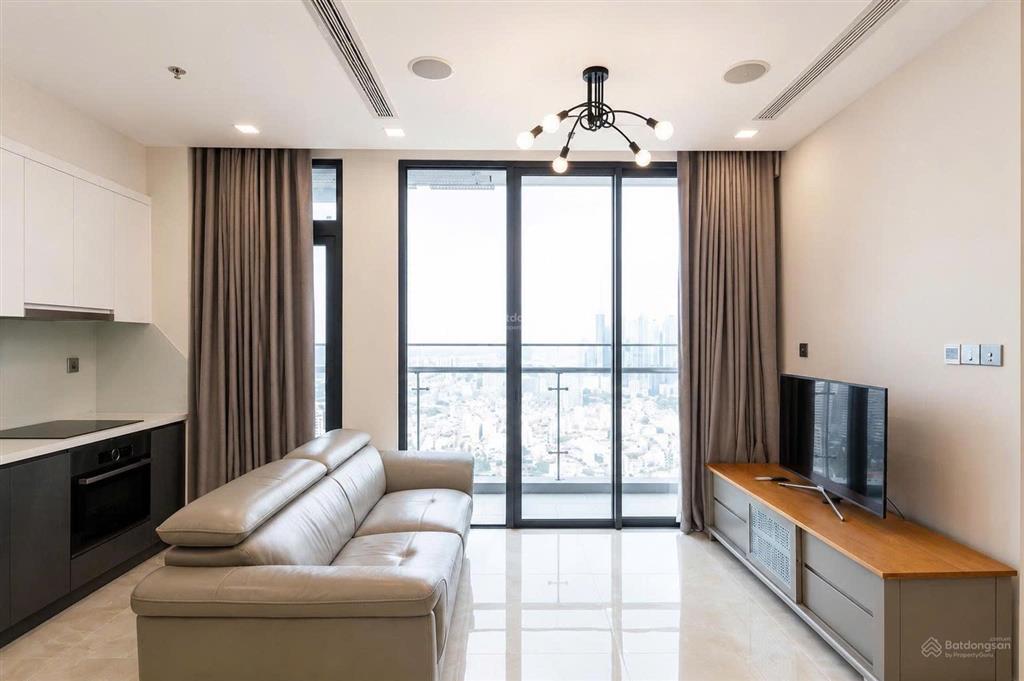 Bán 2pn vinhomes golden river q1 72m view landmark 81 16 tỷ all in