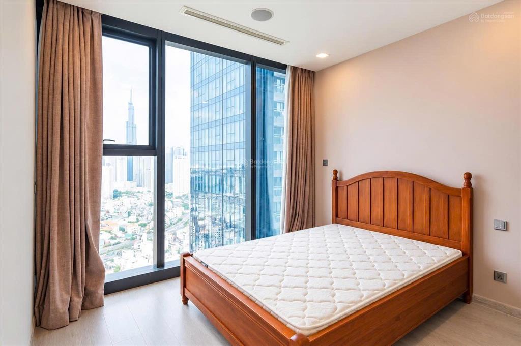 Bán 2pn vinhomes golden river q1 72m view landmark 81 16 tỷ all in