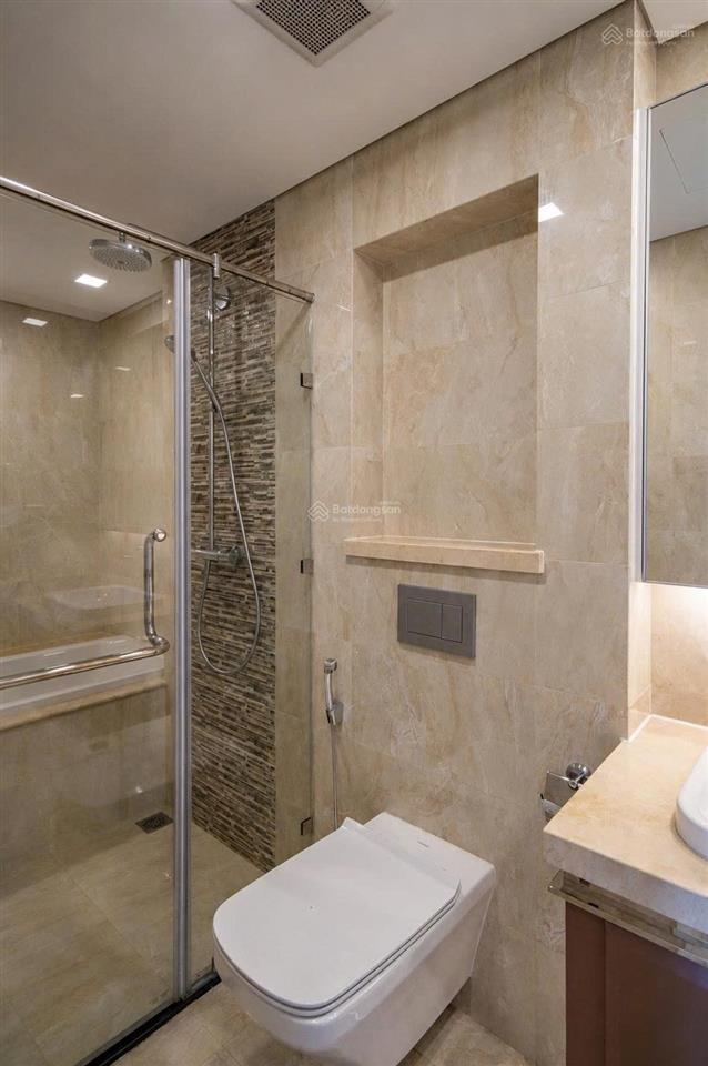 Bán 2pn vinhomes golden river q1 72m view landmark 81 16 tỷ all in
