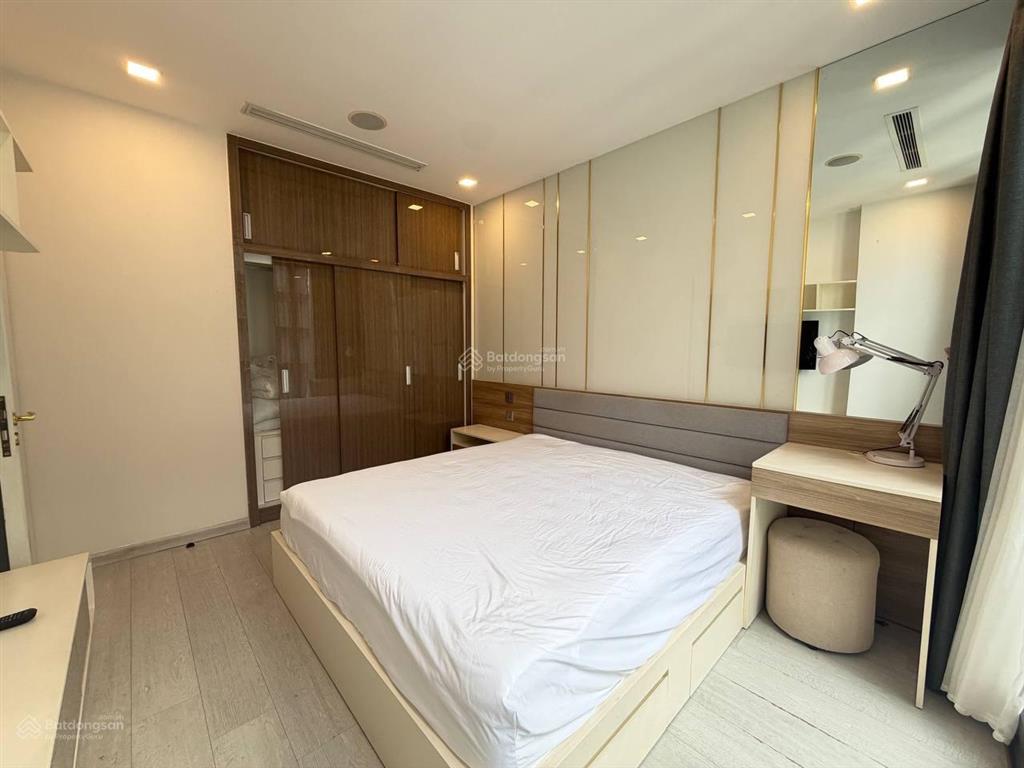 Bán 1pn vinhomes golden river q1 50m full nt view thảo cầm viên 7,9 tỷ sổ hồng