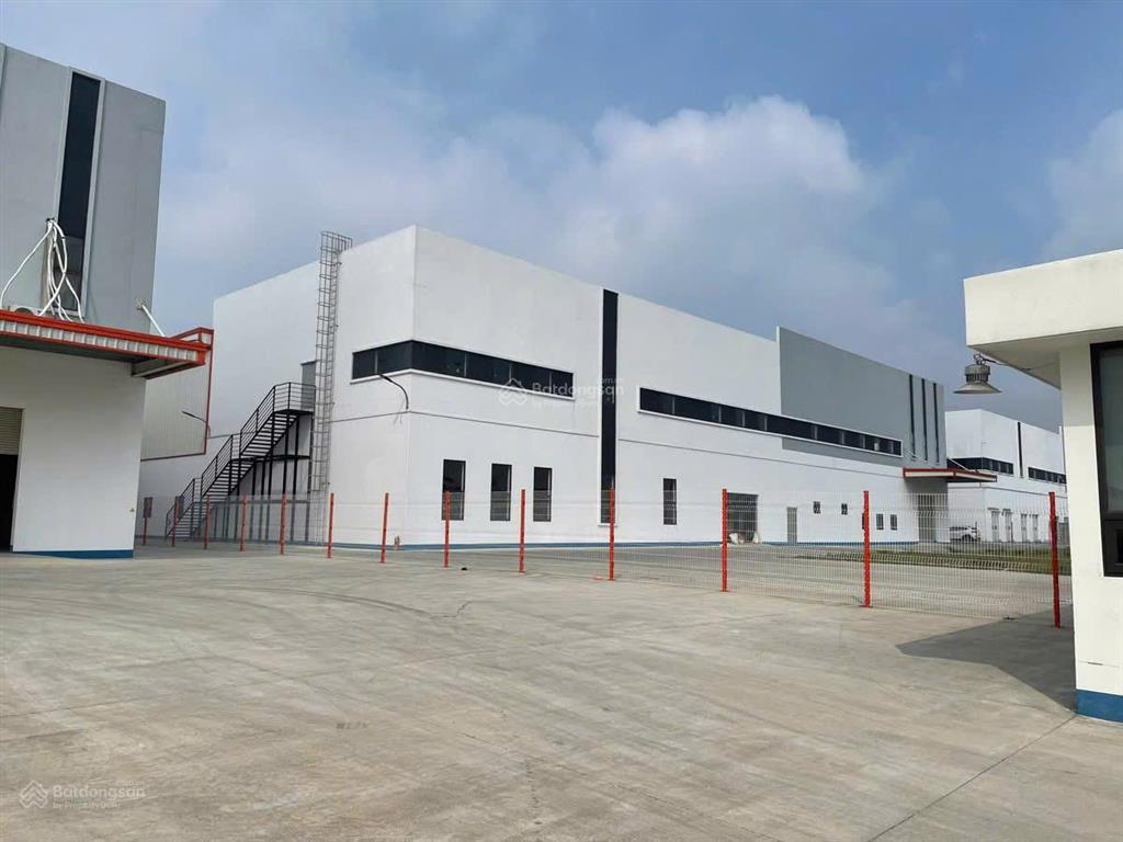 Cho thuê 6400m2 nhà xưởng trong kcn quế võ 3 bắc ninh pccc tiêu chuẩn, đầy đủ fdi, epe