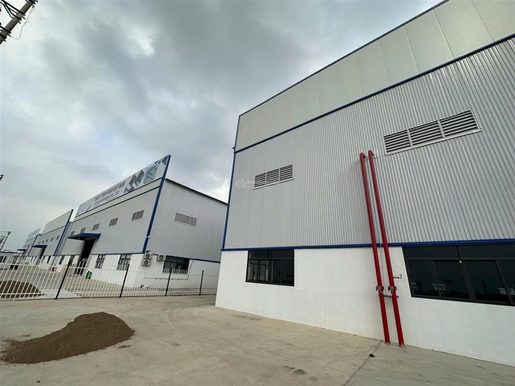 Cần cho thuê 2500m2 nhà xưởng ngay ql2 phúc thắng vĩnh phúc pccc đầy đủ, sx đa ngành nghề