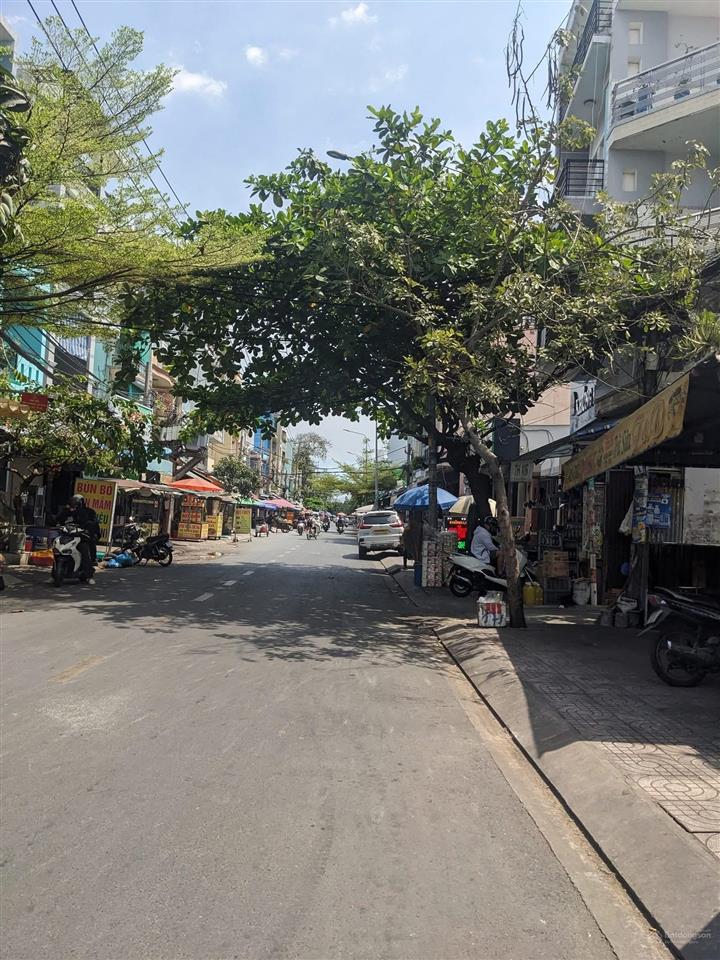 Bán dãy trọ 6 phòng an dương vương hoàng ngân sổ đẹp hoàn công 80m2 4x20 dòng tiền sẵn chỉ 6.x tỷ