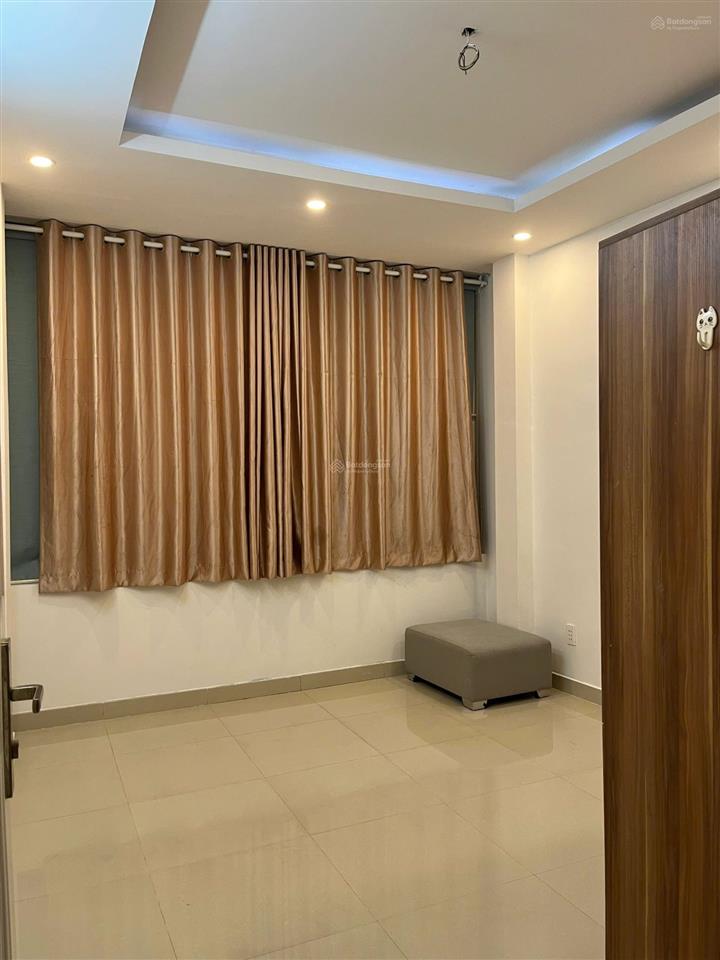 Quận 3 cho thuê nhà hẻm cách đường võ văn tần (2 chiều) 20 m