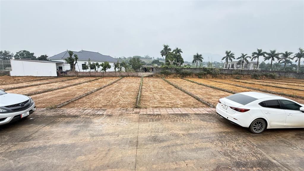 Cần bán 11 lô nhuận trạch lương sơn sát dự án kcn nhuận trạch. dt từ 120m  130m giá từ 1,8tỷ  2tỷ