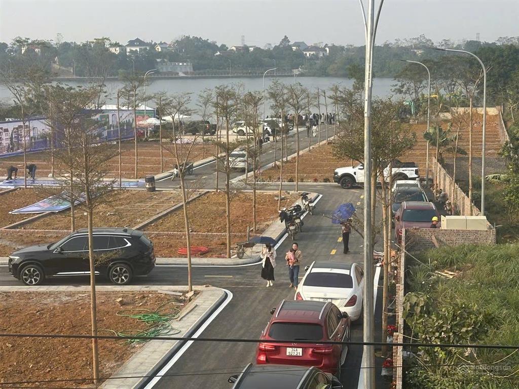 Bán đất đẹp tại đông yên, huyện quốc oai, hà nội 36 triệu / m2, 100 m2