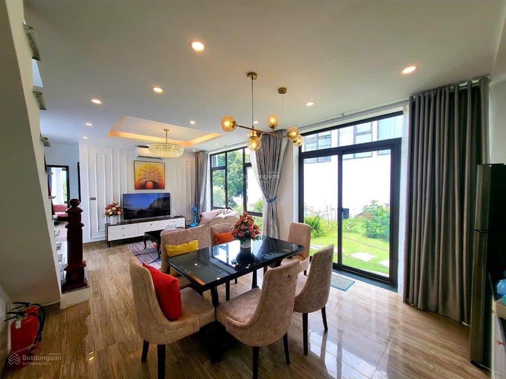 Bán nr tại s118, sunset villas & resort, 5,6 tỷ, 340m2, giá cực chất!