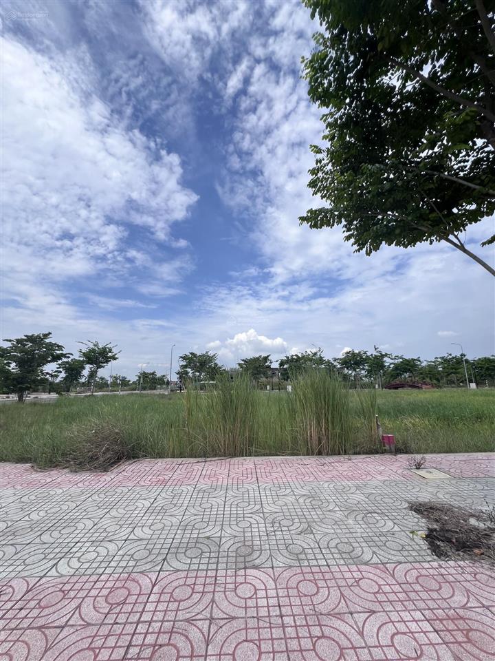 Bán đất nền dự án quốc linh diamond city, đức hòa, long an, 2 tỷ, 90m2, giá cực chất, view đẹp