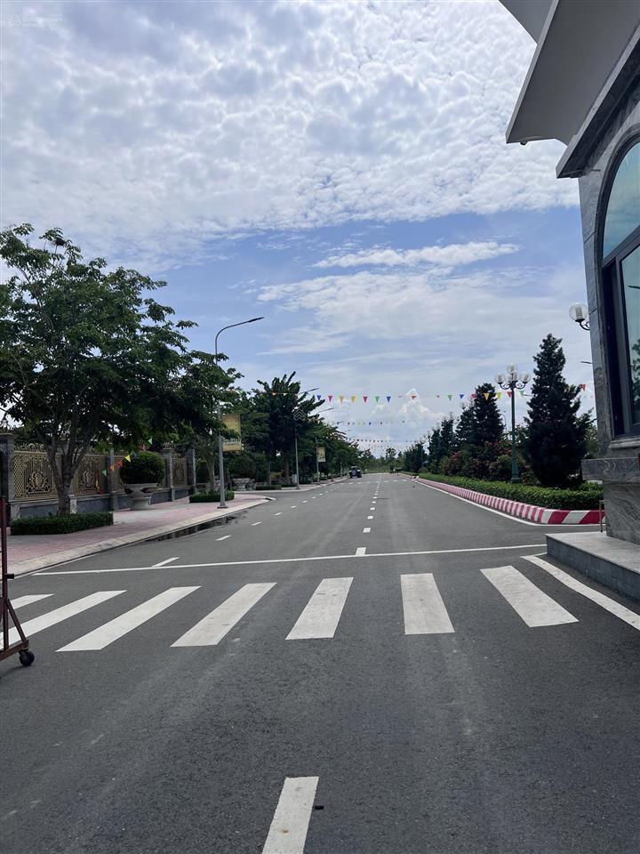 Bán đất nền dự án quốc linh diamond city, đức hòa, long an, 2 tỷ, 90m2, giá cực chất, view đẹp