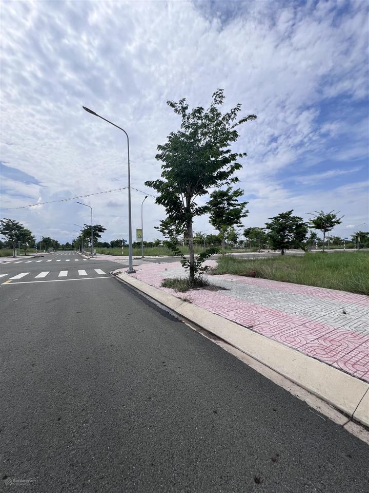 Bán đất nền dự án quốc linh diamond city, đức hòa, long an, 2 tỷ, 90m2, giá cực chất, view đẹp