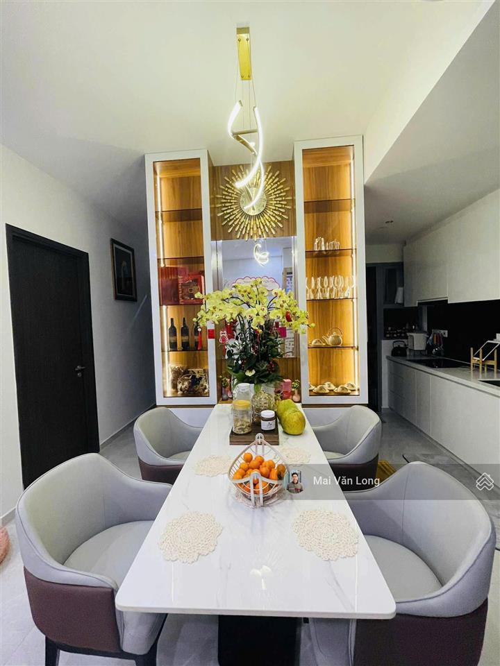 Căn hộ 80m2, tầng cao, view thoáng, nội thất cao cấp