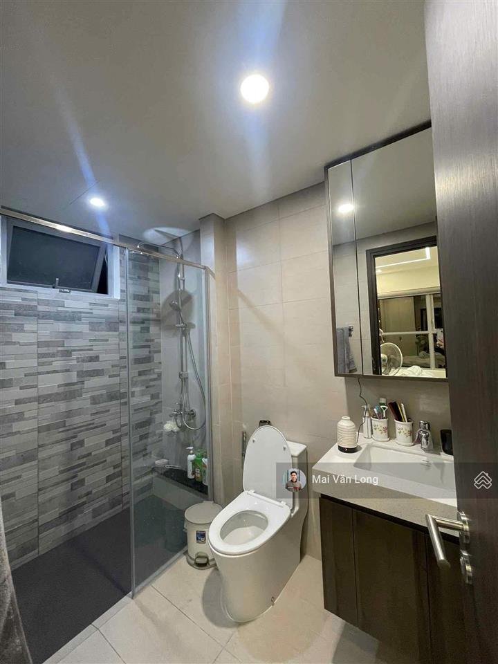 Căn hộ 80m2, tầng cao, view thoáng, nội thất cao cấp
