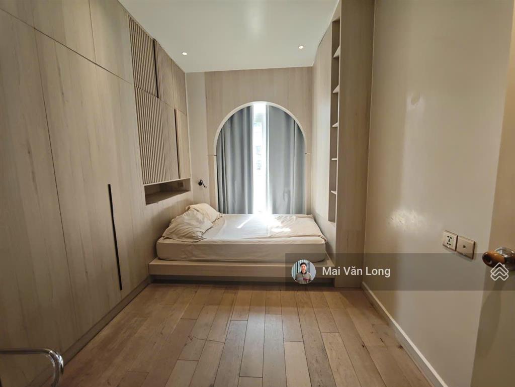 Cần bán căn 1pn nhỏ xinh celesta rise  full nội thất, vào ở liền