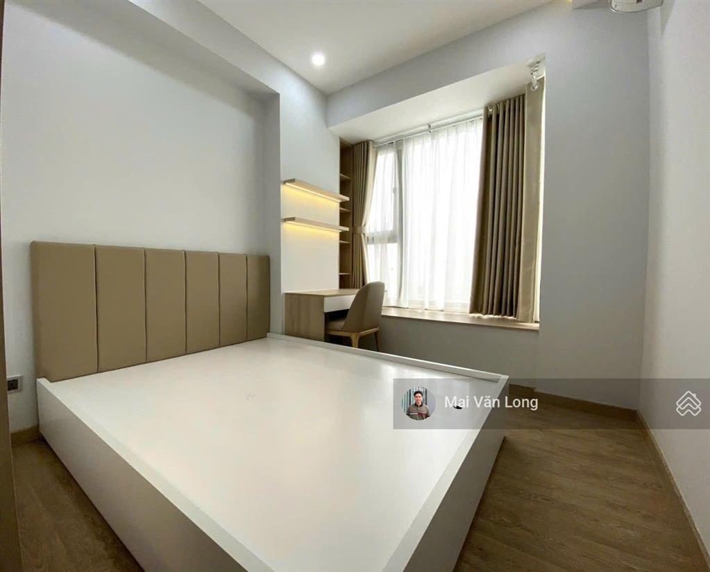 Khách thân của em cần tiền bán ra căn essensia gđ1