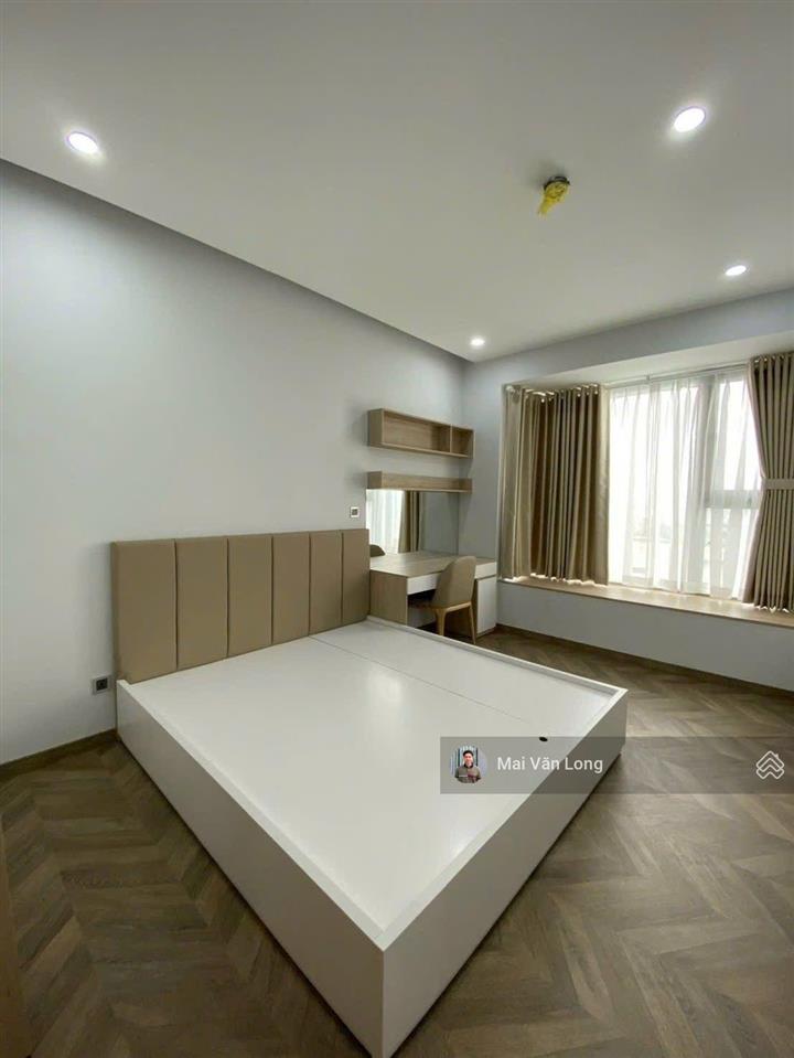 Khách thân của em cần tiền bán ra căn essensia gđ1