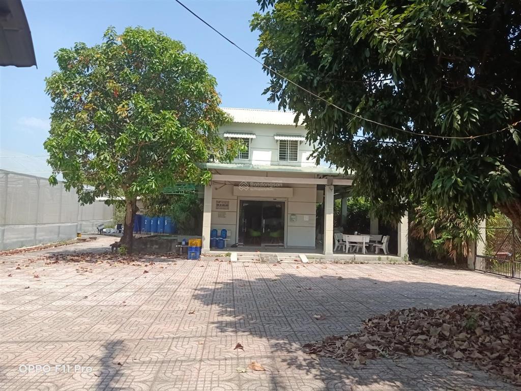 Bán lô đất 2 mặt tiền đường lớn hl2, tx trảng bàng, tây ninh giáp tphcm, đường phụ bên hông 8m