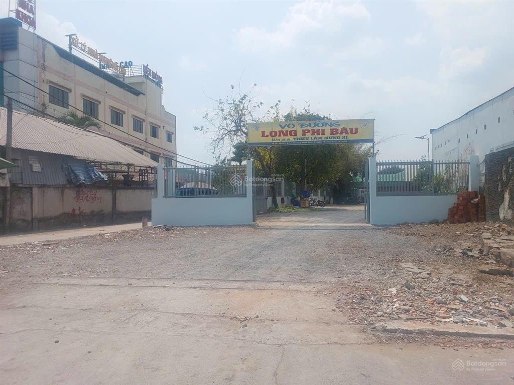 Bán nhà 3t, dt 5,6x24m, hxh, sát vạn phúc city, đón sóng ql13 mở rộng 10 làn xe, cạnh metro số 2