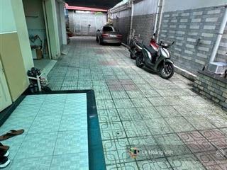 Xe hơi vào trong nhà  gần bệnh viện 175  51m2 chỉ hơn 5 tỷ