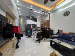 Nhà đường xe hơi thông 1 sẹc nguyễn thái sơn  3 tầng lầu  hơn 7 tỷ