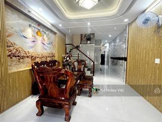 Nhà có thang máy  mới đẹp  phường 8 gò vấp  64m2  4 tầng lầu chỉ hơn 8 tỷ xíu