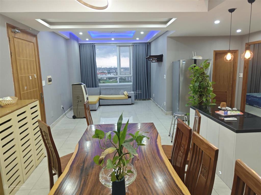 Cho thuê căn góc phòng 2pn+2wc 80m2 đường 125 đồng văn cống khu cbd thạnh mỹ lợi q2
