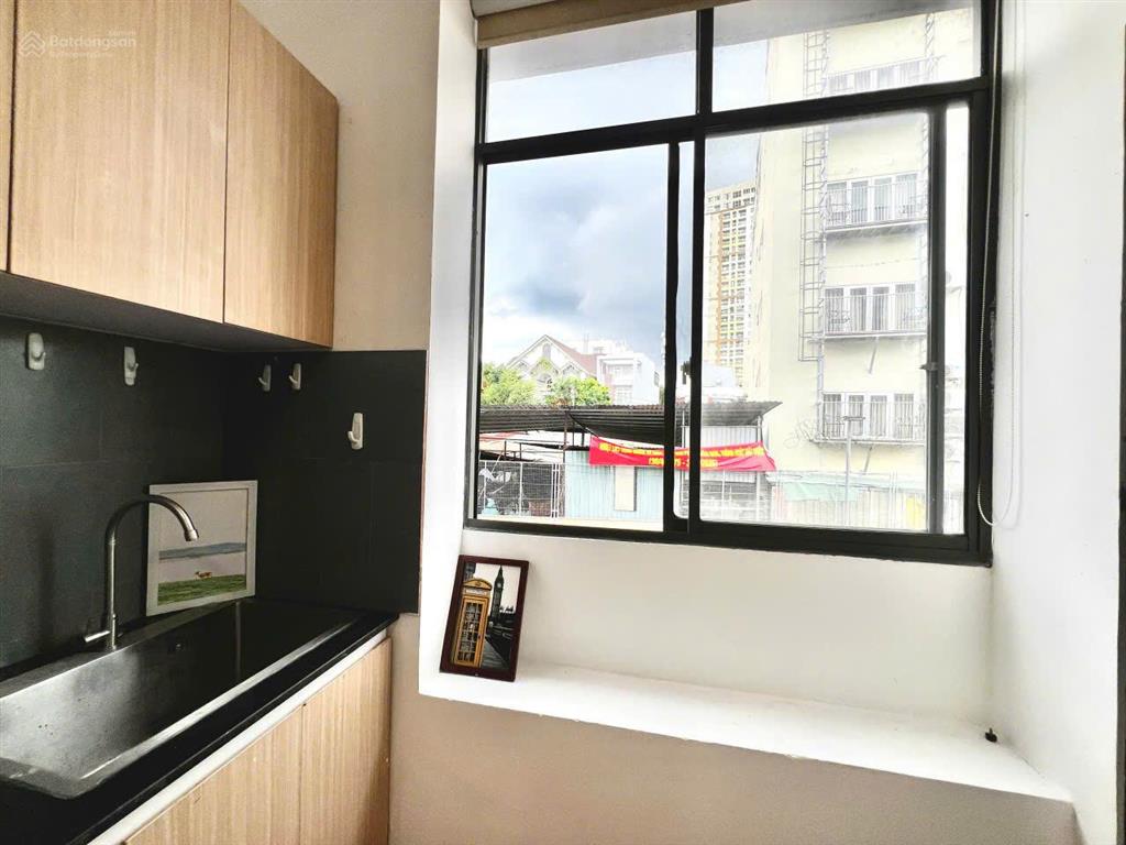 1pn tách bếp thảo điền q2  phòng rộng 45m2 full nội thất, giờ giấc tự do, an ninh, giá siêu tốt
