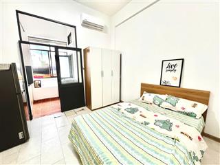 1pn tách bếp thảo điền q2  phòng rộng 45m2 full nội thất, giờ giấc tự do, an ninh, giá siêu tốt