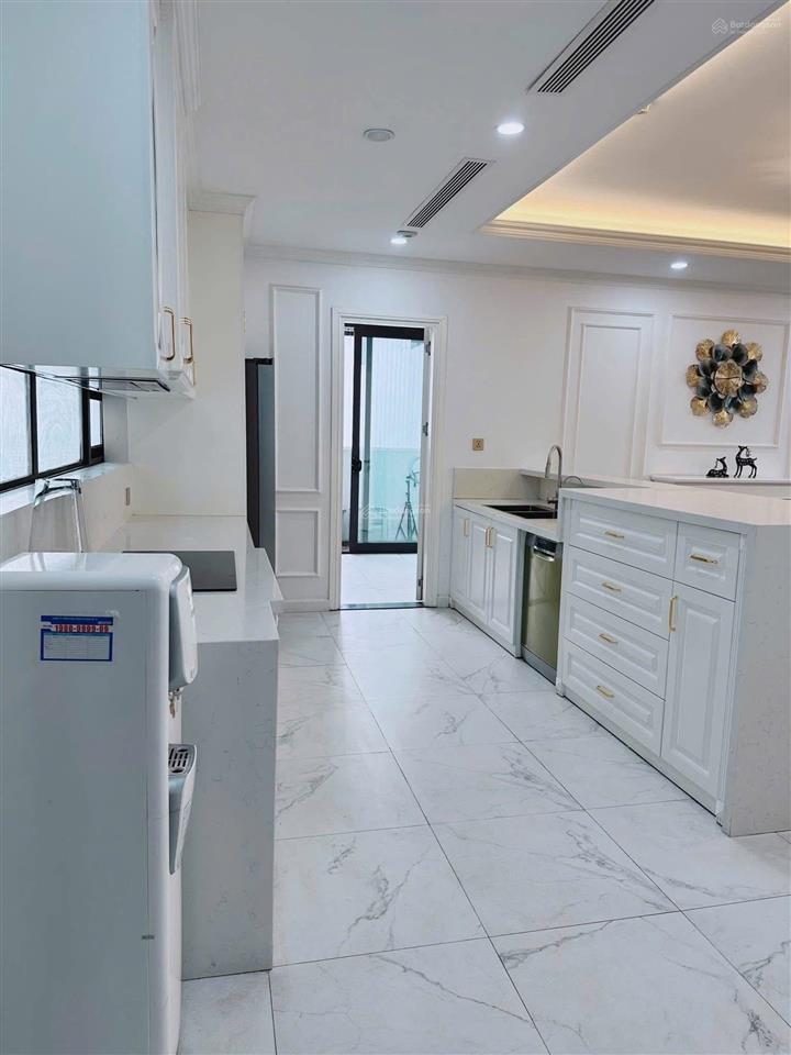 Bán căn view hồ đông nam green bay mễ trì 65m² 2pn  2wc căn full nội thất siêu sang