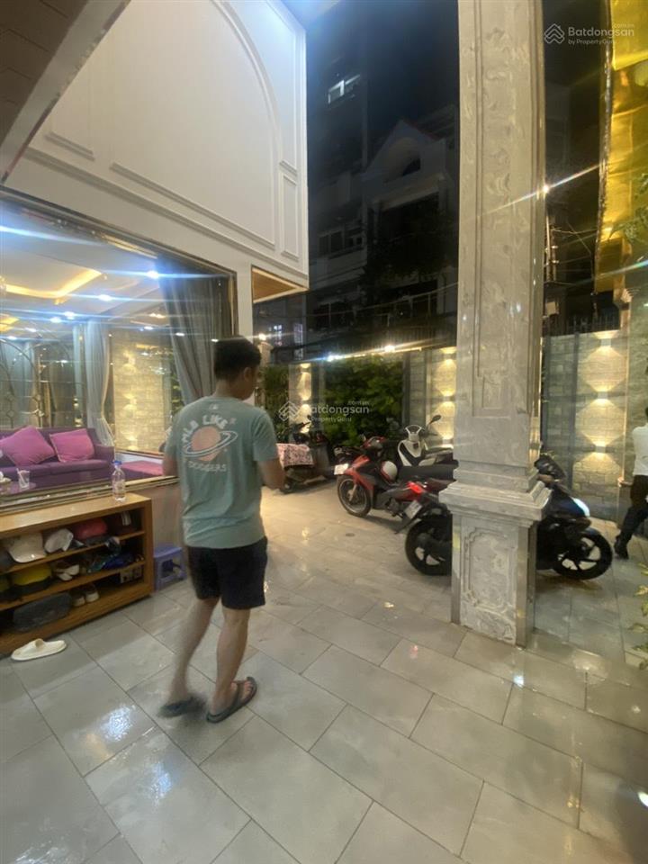 Ngang 10m cho thuê góc 2 mặt tiền sư vạn hạnh quận 10