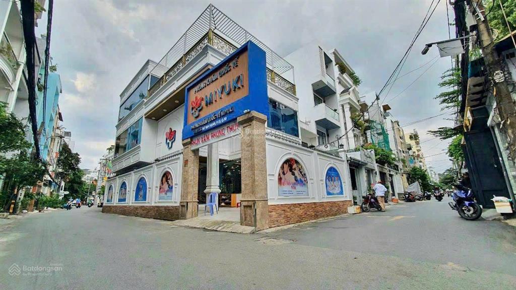 Ngang 10m cho thuê góc 2 mặt tiền sư vạn hạnh quận 10
