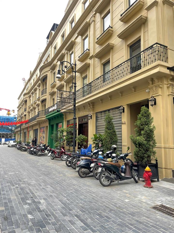 Cho thuê văn phòng lk rue de charme, 30 triệu, 85.25m2, 4pn, 2wc, đầy đủ nội thất, giá tốt hot!