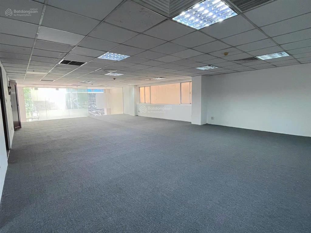 Cho thuê sàn văn phòng lầu 1 tòa nhà mt tân cảng dt 100m2  giá 21 tr