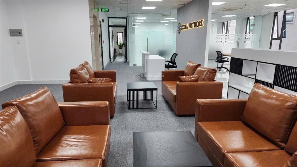 Văn phòng mặt tiền đường nguyễn thị huỳnh, diện tích 160m2, sàn lầu 2!