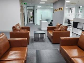 Văn phòng mặt tiền đường nguyễn thị huỳnh, diện tích 160m2, sàn lầu 2!