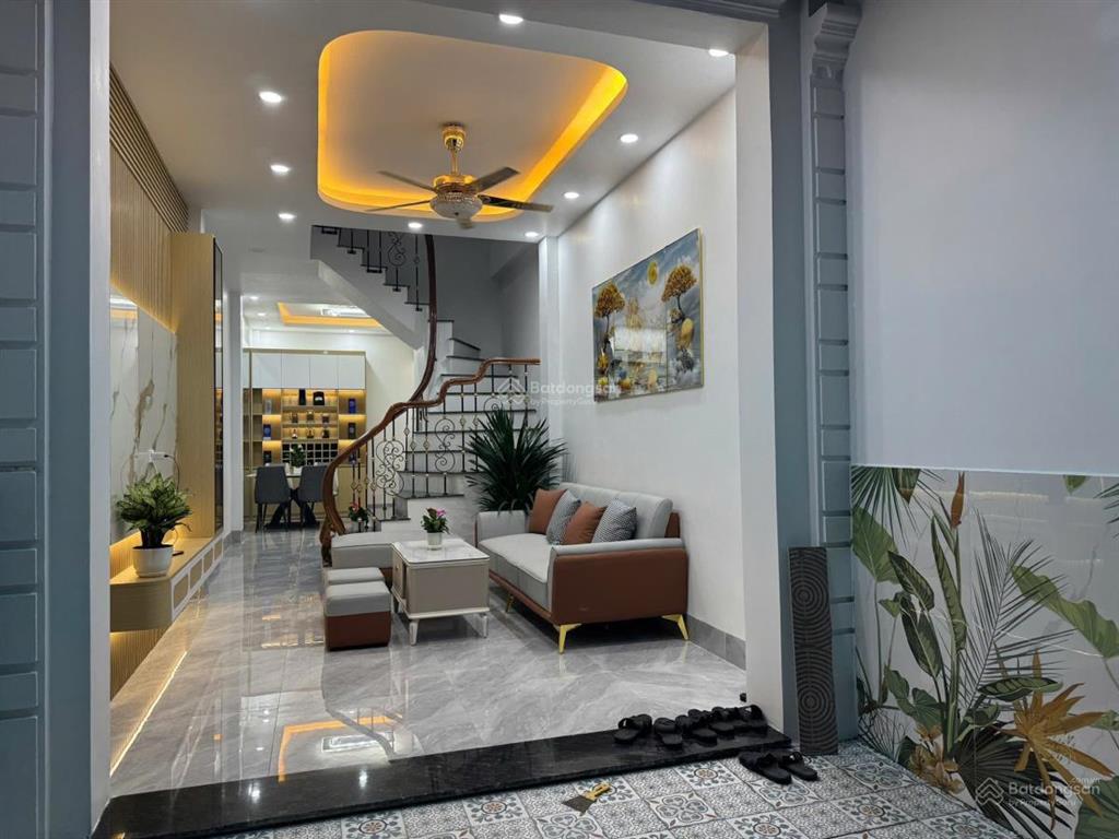 Hiếm, bán nhà 5 tầng phố khương hạ, ngõ ô tô, gần hồ, gần phố, nhà mới full nội thất chỉ việc ở