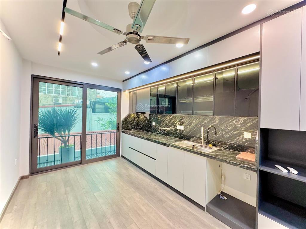 Duy nhất trong phân khúc, bán nhà 9tỷ  28m2x6 tầng phố lò đúc, 30m ra mặt phố, full nội thất đẹp