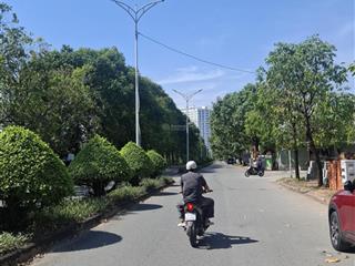 Cần bán gấp nhà trệt 1trệt 2 lầu, mặt tiền đường lớn kinh doanh buôn bán