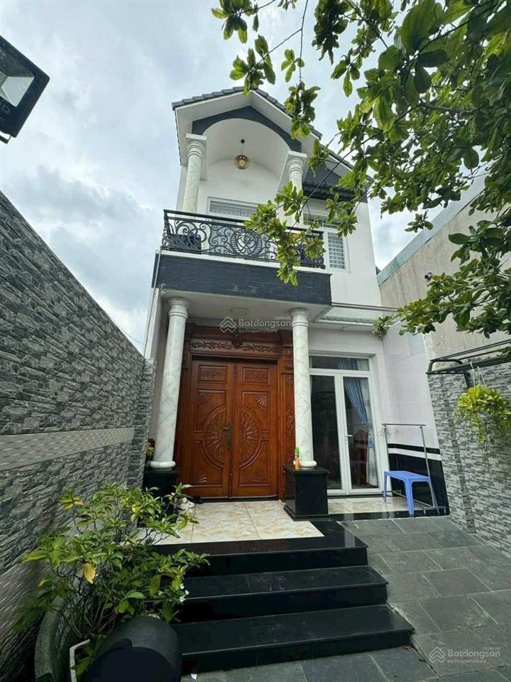 Cần bán nhanh nhà mặt tiền đường lớn tỉnh lô 43