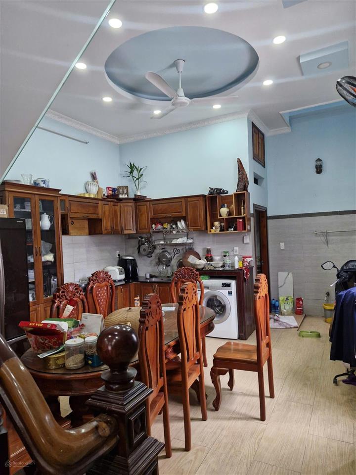 Cần bán gấp nhà đẹp sổ hồng riêng