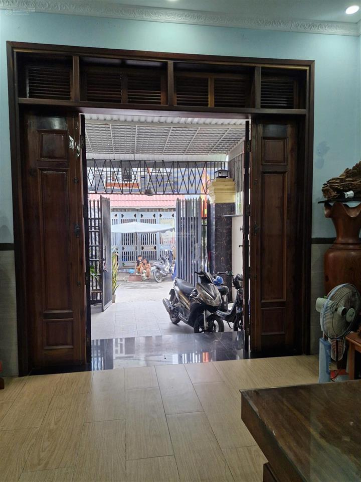 Cần bán gấp nhà đẹp sổ hồng riêng