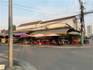 Bán gấp nhà góc 3 mặt tiền hàng thơm hiếm có tại phường thuận giao